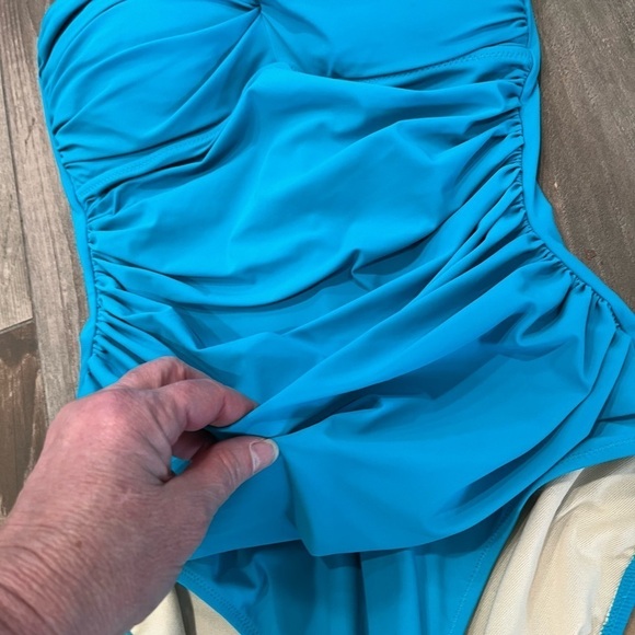 Profile by Gottex Womens Twist Front Bandeau One Piece Swimsuit Turquoise 12 - Picture 7 of 12